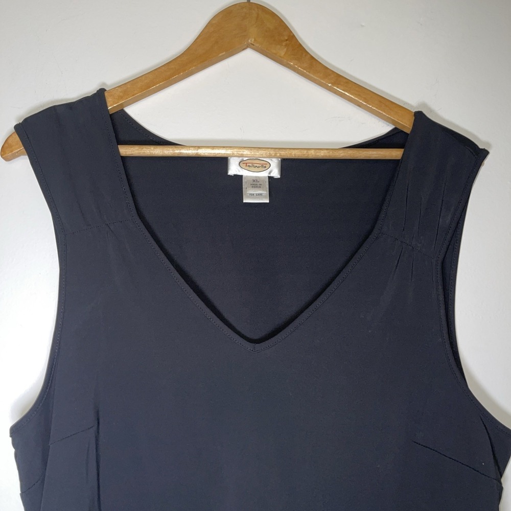 Talbots Womens XL Black V Neck Sleeveless Blouse Stretch Knit Top - Picture 2 of 7